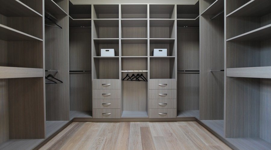 vestidores de esquina madrid Archives - puertaslacadas.es